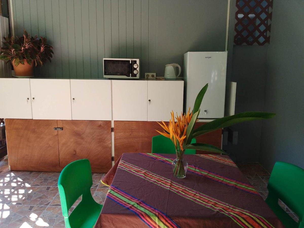 Fare Mihimana Hotell Vai'are Exteriör bild